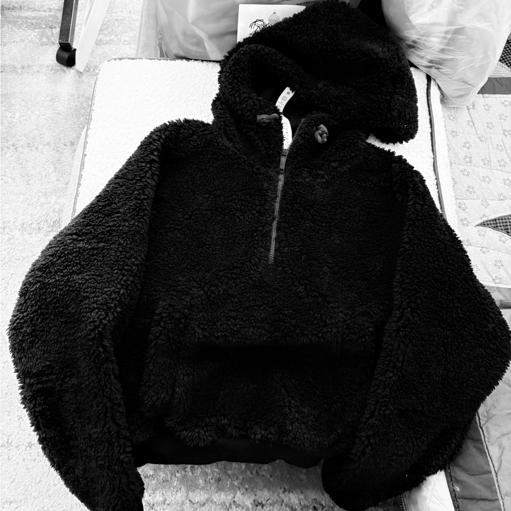 lululemon Cropped And Hooded Sherpa Jacket-